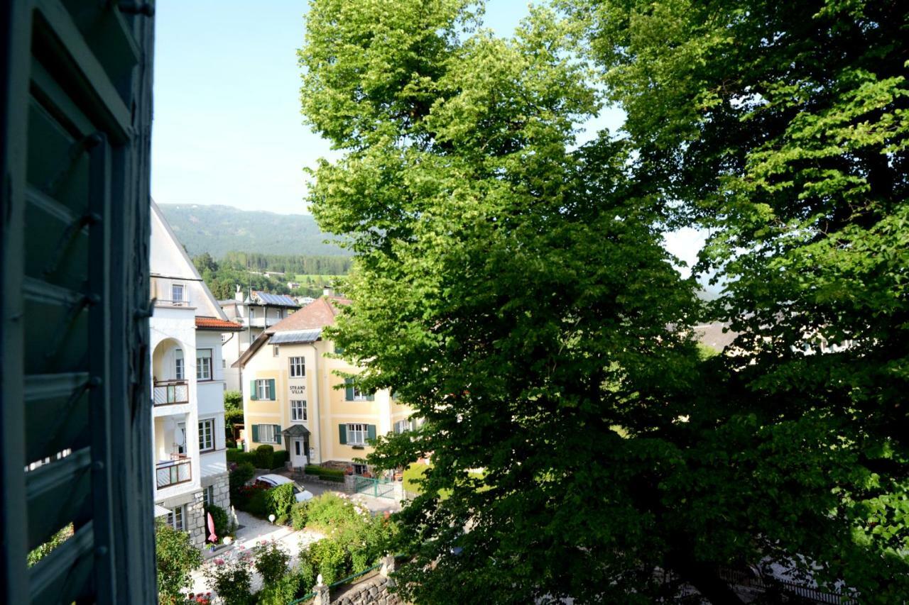 Doppelzimmer mit Parkblick